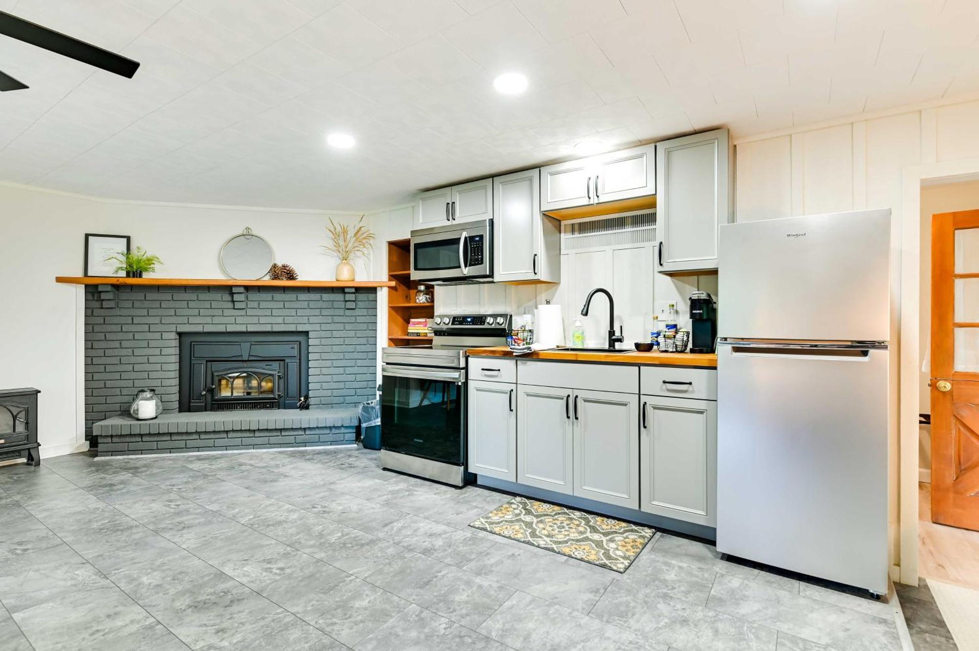 Modern Studio Less Than 13 Mi To Saratoga Racetrack! Ballston Spa Exteriör bild
